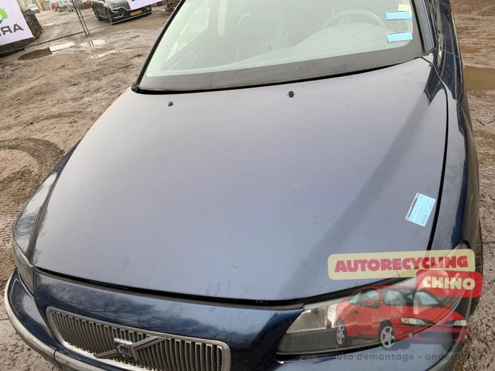Motorkap van een Volvo V70 (SW) 2.4 20V 170 2001