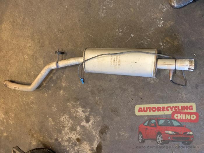 Gebruikte Uitlaat Middendemper Peugeot 206 CC (2D) 2.0 16V Prijs € 50,00 Margeregeling aangeboden door Autorecycling Chino B.V.
