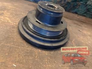 Gebruikte Krukas Poelie Citroen C4 Berline (NC) 1.2 12V PureTech 130 Prijs € 45,00 Margeregeling aangeboden door Autorecycling Chino B.V.