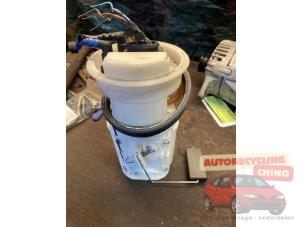 Gebruikte Benzinepomp Skoda Fabia (6Y2) 1.4i Prijs € 35,00 Margeregeling aangeboden door Autorecycling Chino B.V.