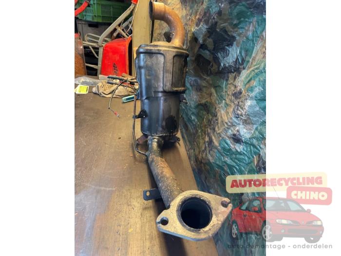Gebruikte Roetfilter Ford C-Max (DM2) 1.6 TDCi 16V 109 Prijs € 250,00 Margeregeling aangeboden door Autorecycling Chino B.V.