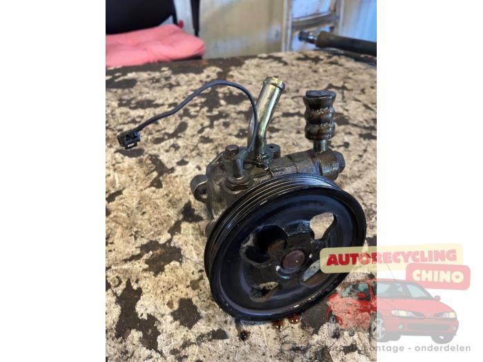 Gebruikte Pomp Servo Suzuki Swift (SF310/413) 1.3i 16V 5-Drs. Prijs € 35,00 Margeregeling aangeboden door Autorecycling Chino B.V.