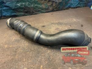 Gebruikte Intercooler Slang BMW 3 serie (E93) 320d 16V Corporate Lease Prijs € 40,00 Margeregeling aangeboden door Autorecycling Chino B.V.