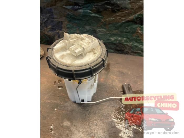 Gebruikte Benzinepomp Renault Scénic III (JZ) 1.2 16V TCe 115 Energy Prijs € 60,00 Margeregeling aangeboden door Autorecycling Chino B.V.