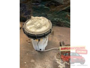 Gebruikte Benzinepomp Renault Scénic III (JZ) 1.2 16V TCe 115 Energy Prijs € 60,00 Margeregeling aangeboden door Autorecycling Chino B.V.