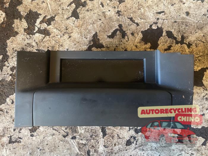 Gebruikte Display Interieur Citroen C4 Berline (NC) 1.6 16V VTi Prijs € 50,00 Margeregeling aangeboden door Autorecycling Chino B.V.