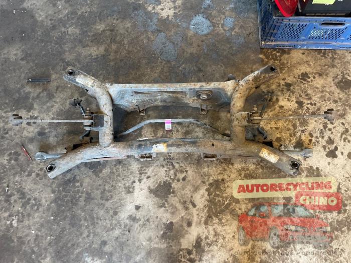 Gebruikte Subframe Jeep Compass I (MK49) 2.4 16V 4x4 Prijs € 75,00 Margeregeling aangeboden door Autorecycling Chino B.V.