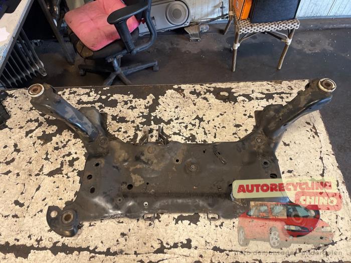 Gebruikte Subframe Ford Focus 3 Wagon 2.0 TDCi 16V 140 Prijs € 85,00 Margeregeling aangeboden door Autorecycling Chino B.V.