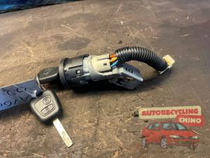 Cilinderslot contactslot, SAAB 900