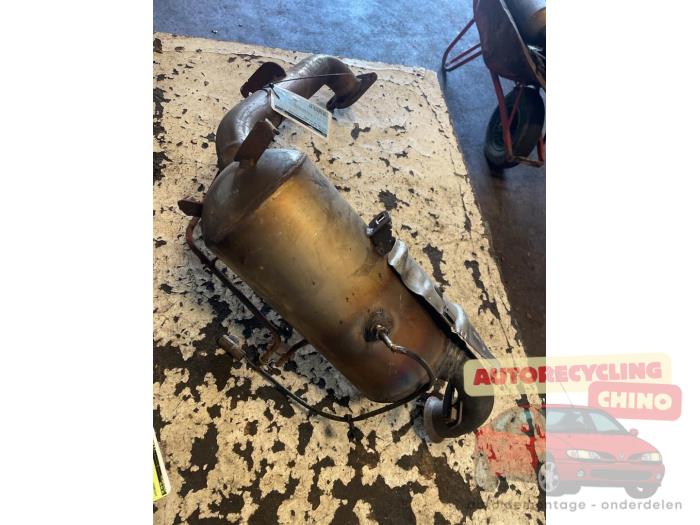 Gebruikte Roetfilter Volvo C30 (EK/MK) 1.6 D 16V Prijs € 250,00 Margeregeling aangeboden door Autorecycling Chino B.V.
