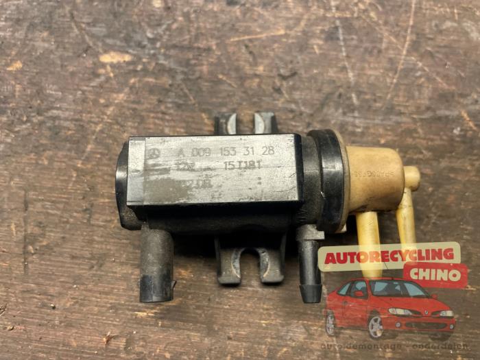 Gebruikte Turbodrukregelaar Mercedes E (W212) E-220 CDI 16V BlueEfficiency,BlueTEC Prijs € 30,00 Margeregeling aangeboden door Autorecycling Chino B.V.