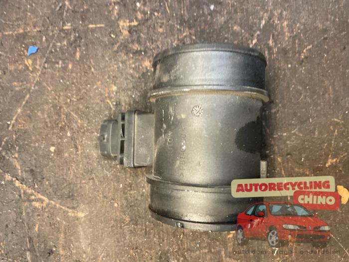 Gebruikte Luchtmassameter Fiat Croma (194) 1.9 D Multijet Prijs € 25,00 Margeregeling aangeboden door Autorecycling Chino B.V.