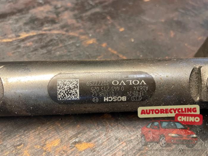 Gebruikte Injector brug Volvo V60 I (FW/GW) 2.4 D6 20V Plug-in Hybrid AWD Prijs € 50,00 Margeregeling aangeboden door Autorecycling Chino B.V.