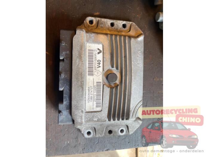 Gebruikte Computer Motormanagement Renault Megane III Grandtour (KZ) 1.4 16V TCe 130 Prijs € 120,00 Margeregeling aangeboden door Autorecycling Chino B.V.