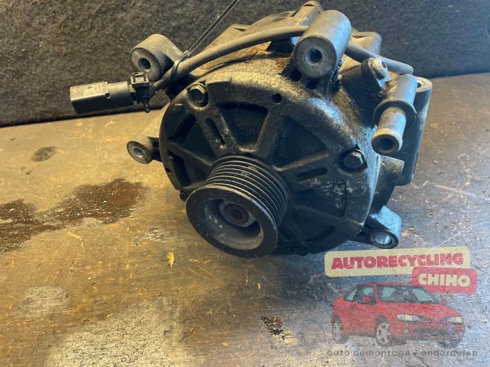 Gebruikte Dynamo Porsche Cayenne (9PA) 4.5 S V8 32V Prijs € 100,00 Margeregeling aangeboden door Autorecycling Chino B.V.