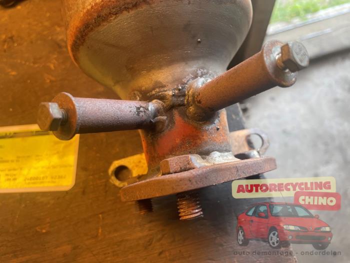 Gebruikte Katalysator Volkswagen Polo IV (9N1/2/3) 1.2 12V Prijs € 100,00 Margeregeling aangeboden door Autorecycling Chino B.V.