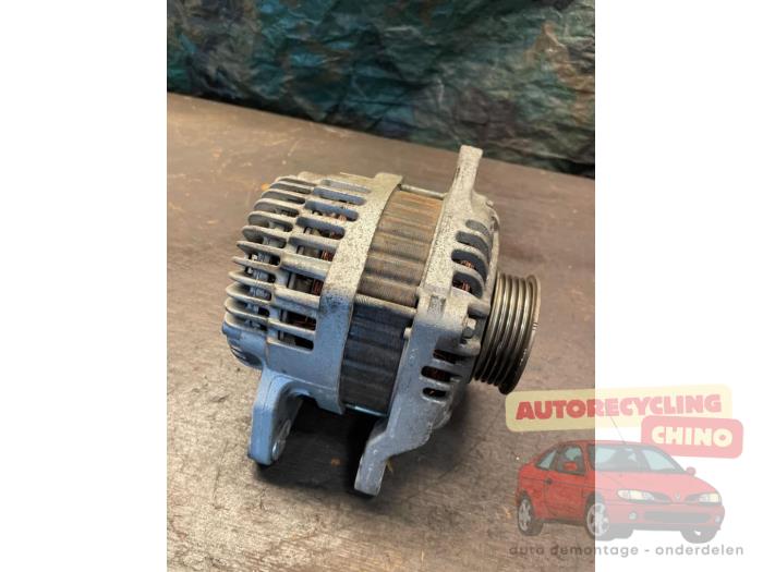 Gebruikte Dynamo Mitsubishi Colt (Z2/Z3) 1.3 16V Prijs € 45,00 Margeregeling aangeboden door Autorecycling Chino B.V.
