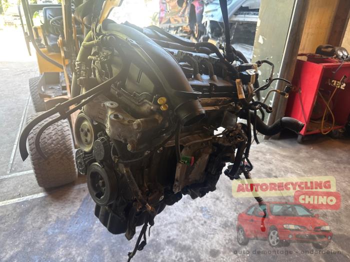 Gebruikte Motor Peugeot 3008 I (0U/HU) 1.6 16V THP 155 Prijs € 1.100,00 Margeregeling aangeboden door Autorecycling Chino B.V.