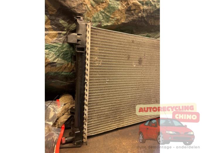 Gebruikte Radiateur Opel Insignia Sports Tourer 2.0 Turbo 16V Ecotec Prijs € 50,00 Margeregeling aangeboden door Autorecycling Chino B.V.