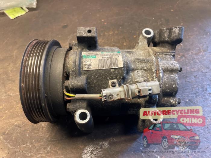 Gebruikte Aircopomp Renault Clio III (BR/CR) 1.6 16V Prijs € 75,00 Margeregeling aangeboden door Autorecycling Chino B.V.