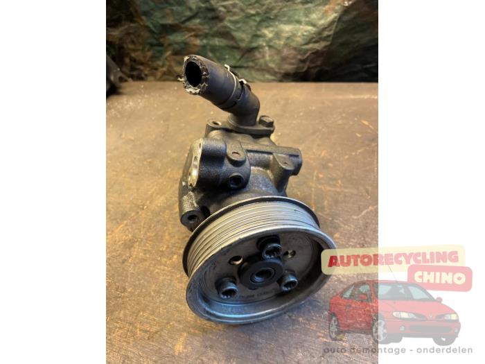 Gebruikte Servopomp Volkswagen Transporter T5 2.0 TDI DRF Prijs € 50,00 Margeregeling aangeboden door Autorecycling Chino B.V.