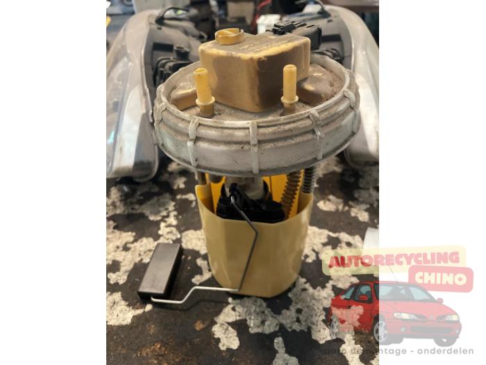 Gebruikte Dieselpomp Opel Corsa D 1.3 CDTi 16V ecoFLEX Prijs € 75,00 Margeregeling aangeboden door Autorecycling Chino B.V.