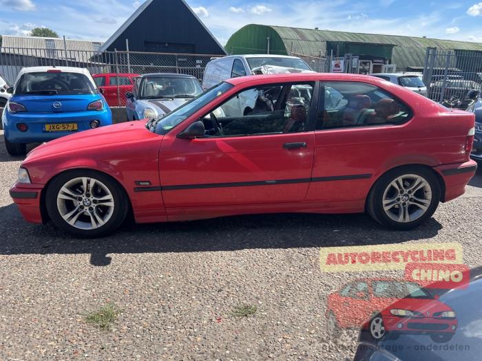 Gebruikte Cardanas BMW 3 serie Compact (E36/5) 318Ti 1.8 16V Prijs € 200,00 Margeregeling aangeboden door Autorecycling Chino B.V.