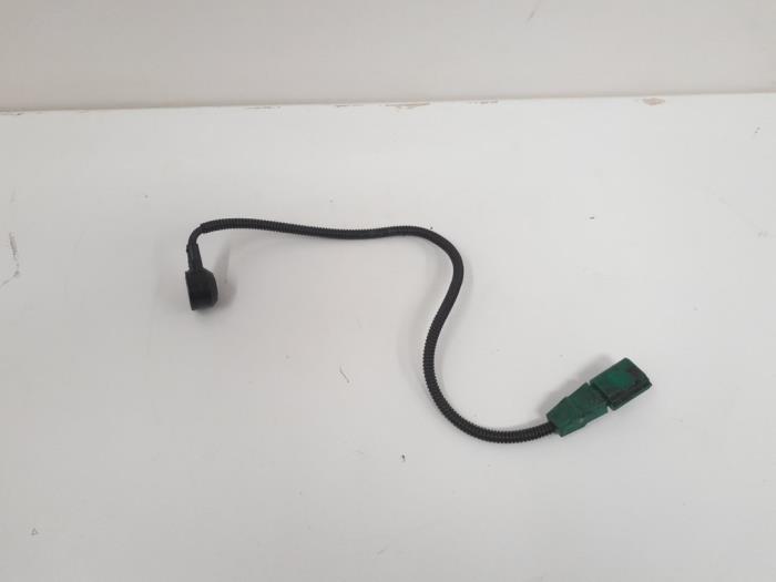 Pingelsensor van een Audi A4 Avant (B8) 1.8 TFSI 16V 2009