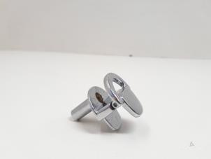 Gebruikte Diversen Volkswagen Tiguan (5N1/2) 1.4 TSI 16V Prijs € 4,00 Margeregeling aangeboden door GEJO Revisie & Onderdelen BV