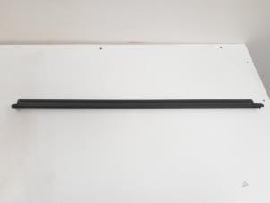 Gebruikte Raamlikker Volkswagen Golf VII (AUA) 1.6 TDI 16V Prijs € 11,00 Margeregeling aangeboden door GEJO Revisie & Onderdelen BV