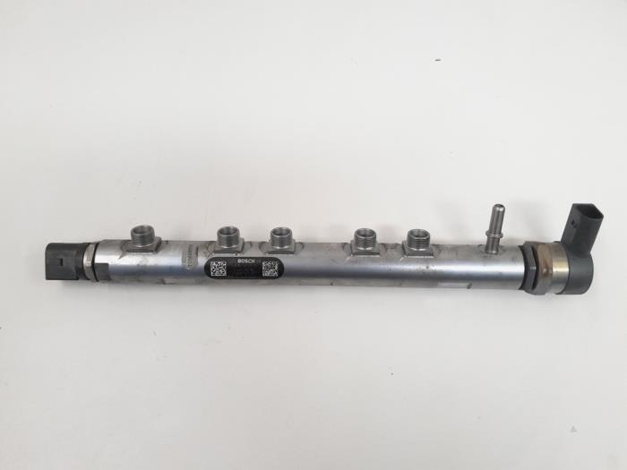 Gebruikte Verstuiver brug BMW 1 serie (F20) 116d 2.0 16V Prijs € 76,00 Margeregeling aangeboden door GEJO Revisie & Onderdelen BV