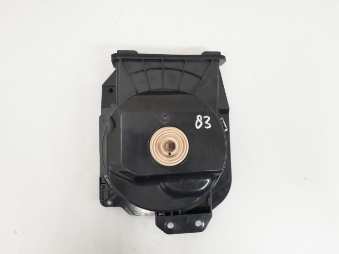 Gebruikte Luidspreker BMW 3 serie Touring (E91) 318d 16V Prijs € 12,99 Margeregeling aangeboden door GEJO Revisie & Onderdelen BV