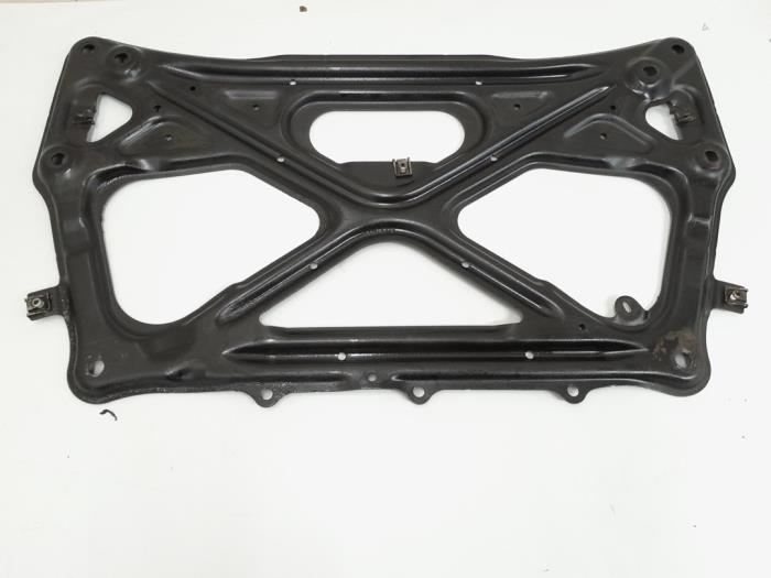 Gebruikte Subframe Audi S6 Avant (C7) 4.0 V8 TFSI Prijs € 23,00 Margeregeling aangeboden door GEJO Revisie & Onderdelen BV