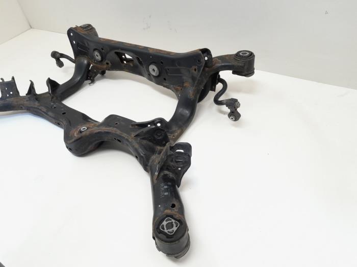 Subframe van een Audi S6 Avant (C7) 4.0 V8 TFSI 2012