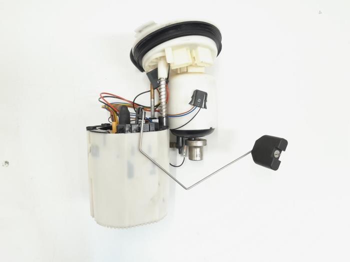 Gebruikte Tank element Pomp Audi S6 Avant (C7) 4.0 V8 TFSI Prijs € 74,00 Margeregeling aangeboden door GEJO Revisie & Onderdelen BV