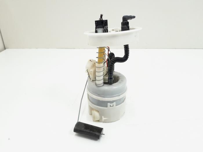 Gebruikte Brandstofpomp Elektrisch Mini Mini (R56) 1.6 16V Cooper Prijs € 18,00 Margeregeling aangeboden door GEJO Revisie & Onderdelen BV