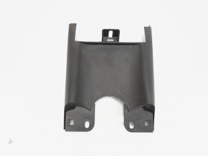 Gebruikte Middenconsoles Mini Mini (R56) 1.6 16V Cooper Prijs € 13,00 Margeregeling aangeboden door GEJO Revisie & Onderdelen BV