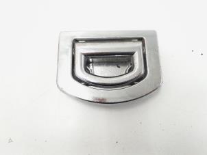 Gebruikte Scharnierset Volkswagen Passat Variant (3C5) 2.0 TDI 16V 140 Prijs € 9,00 Margeregeling aangeboden door GEJO Revisie & Onderdelen BV