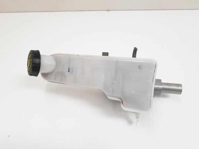 Gebruikte Hoofdremcilinder Mercedes A (W176) 2.0 A-250 Turbo 16V Prijs € 27,50 Margeregeling aangeboden door GEJO Revisie & Onderdelen BV