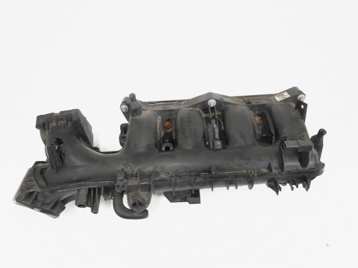 Gebruikte Inlaatspruitstuk Mercedes A (W176) 2.0 A-250 Turbo 16V Prijs € 29,00 Margeregeling aangeboden door GEJO Revisie & Onderdelen BV