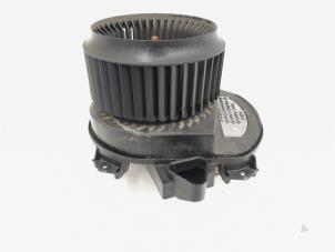 Gebruikte Chaufage Ventilatiemotor Mercedes A (W176) 2.0 A-250 Turbo 16V Prijs € 11,00 Margeregeling aangeboden door GEJO Revisie & Onderdelen BV