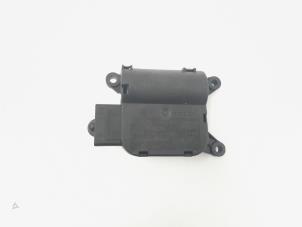 Gebruikte Kachelklep Motor Volkswagen Transporter T5 2.5 TDi Prijs € 9,00 Margeregeling aangeboden door GEJO Revisie & Onderdelen BV