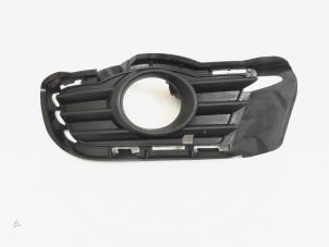 Gebruikte Bumper Rooster Mercedes C Estate (S204) 2.2 C-200 CDI 16V . Prijs € 4,50 Margeregeling aangeboden door GEJO Revisie & Onderdelen BV