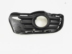 Gebruikte Bumper Rooster Mercedes C Estate (S204) 2.2 C-200 CDI 16V . Prijs € 4,50 Margeregeling aangeboden door GEJO Revisie & Onderdelen BV