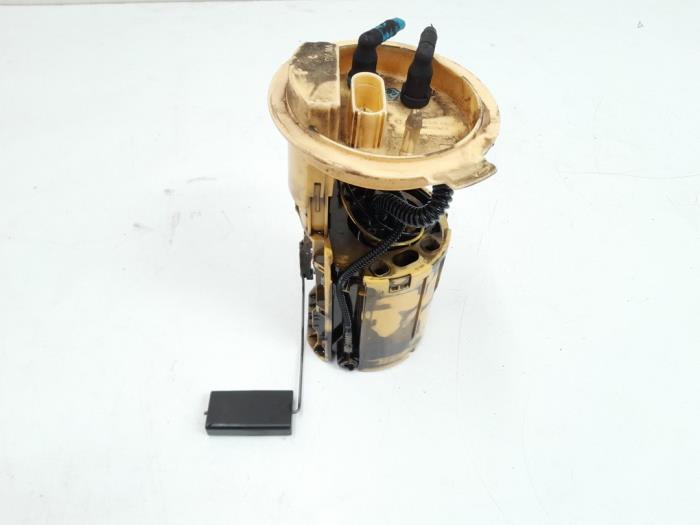 Gebruikte Tank element Pomp Audi A3 (8P1) 2.0 TDI 16V Prijs € 17,00 Margeregeling aangeboden door GEJO Revisie & Onderdelen BV