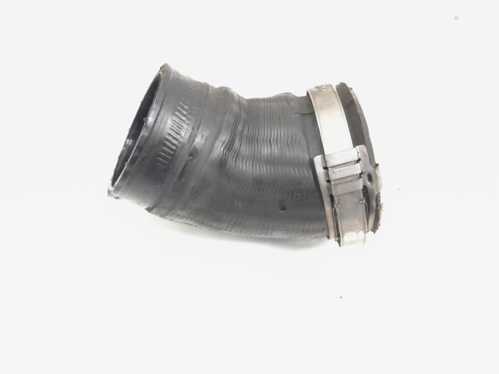 Gebruikte Intercooler Slang Volkswagen Golf V (1K1) 2.0 GTI 16V Prijs € 13,00 Margeregeling aangeboden door GEJO Revisie & Onderdelen BV