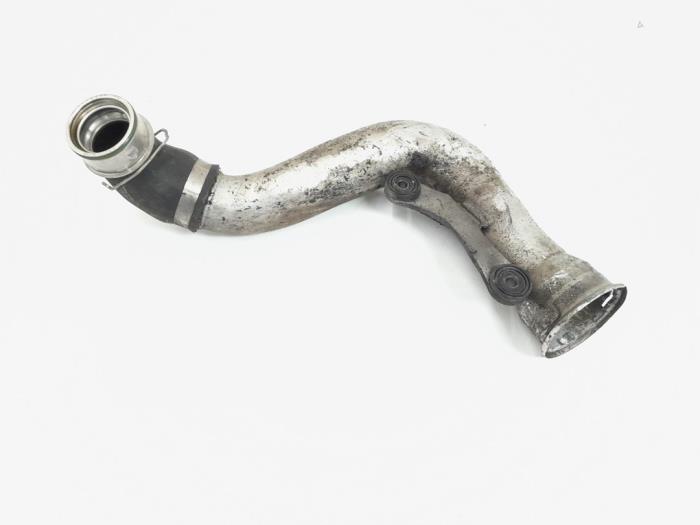 Gebruikte Intercooler Buis Volkswagen Golf V (1K1) 2.0 GTI 16V Prijs € 18,00 Margeregeling aangeboden door GEJO Revisie & Onderdelen BV