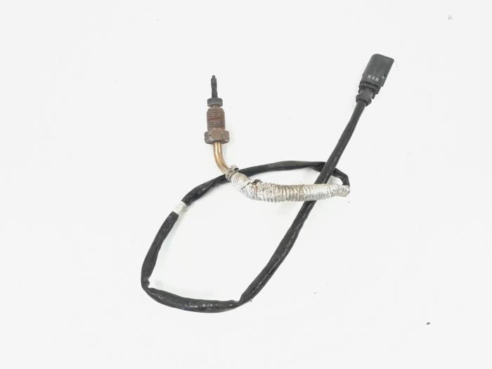 Gebruikte Uitlaat temperatuursensor Volkswagen Golf VII (AUA) 1.6 TDI 16V Prijs € 18,00 Margeregeling aangeboden door GEJO Revisie & Onderdelen BV