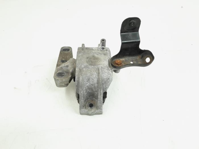 Gebruikte Motorrubber Volkswagen Golf V Variant (1K5) 1.4 TSI 122 16V Prijs € 12,50 Margeregeling aangeboden door GEJO Revisie & Onderdelen BV