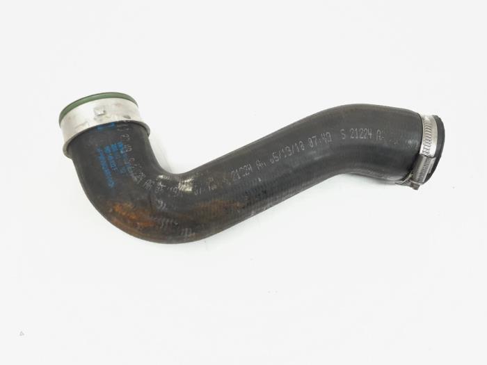 Gebruikte Intercooler Slang Volkswagen Scirocco (137/13AD) 1.4 TSI 160 16V Prijs € 9,50 Margeregeling aangeboden door GEJO Revisie & Onderdelen BV
